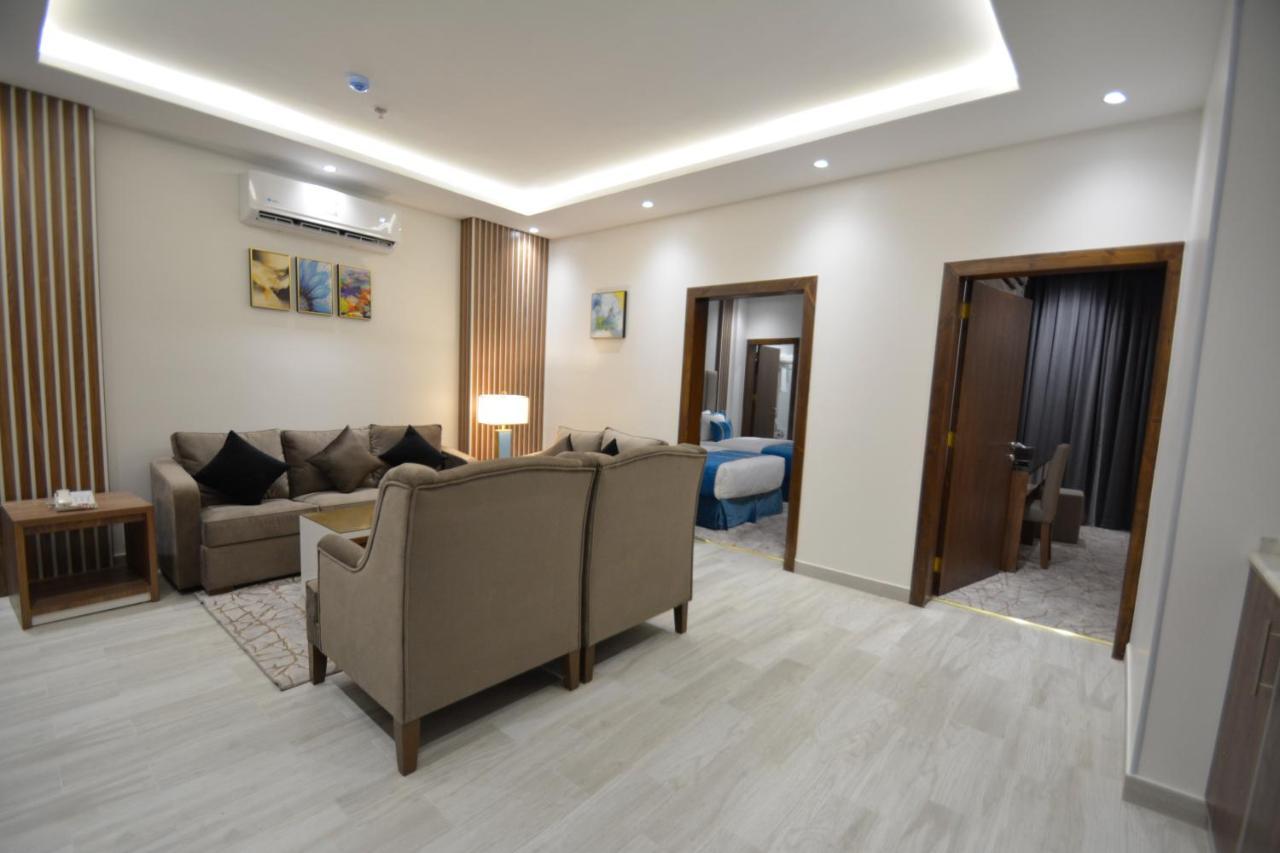 Golden Bujari Hotel - Diyafa Khamis Mushait Exterior foto