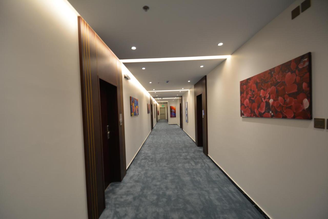 Golden Bujari Hotel - Diyafa Khamis Mushait Exterior foto