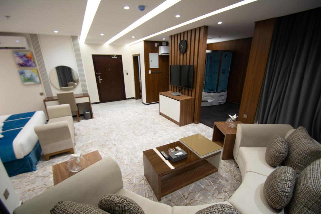 Golden Bujari Hotel - Diyafa Khamis Mushait Exterior foto