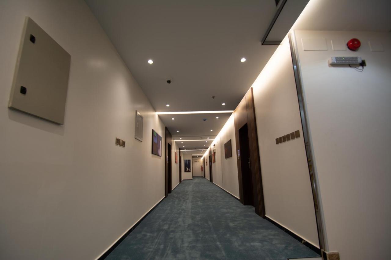 Golden Bujari Hotel - Diyafa Khamis Mushait Exterior foto